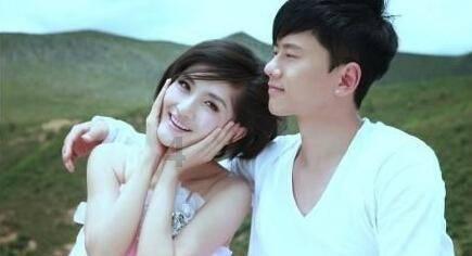 男生在谈恋爱中沉闷话少冷淡，是真的性格问题还是没用心谈恋爱？游戏画面
